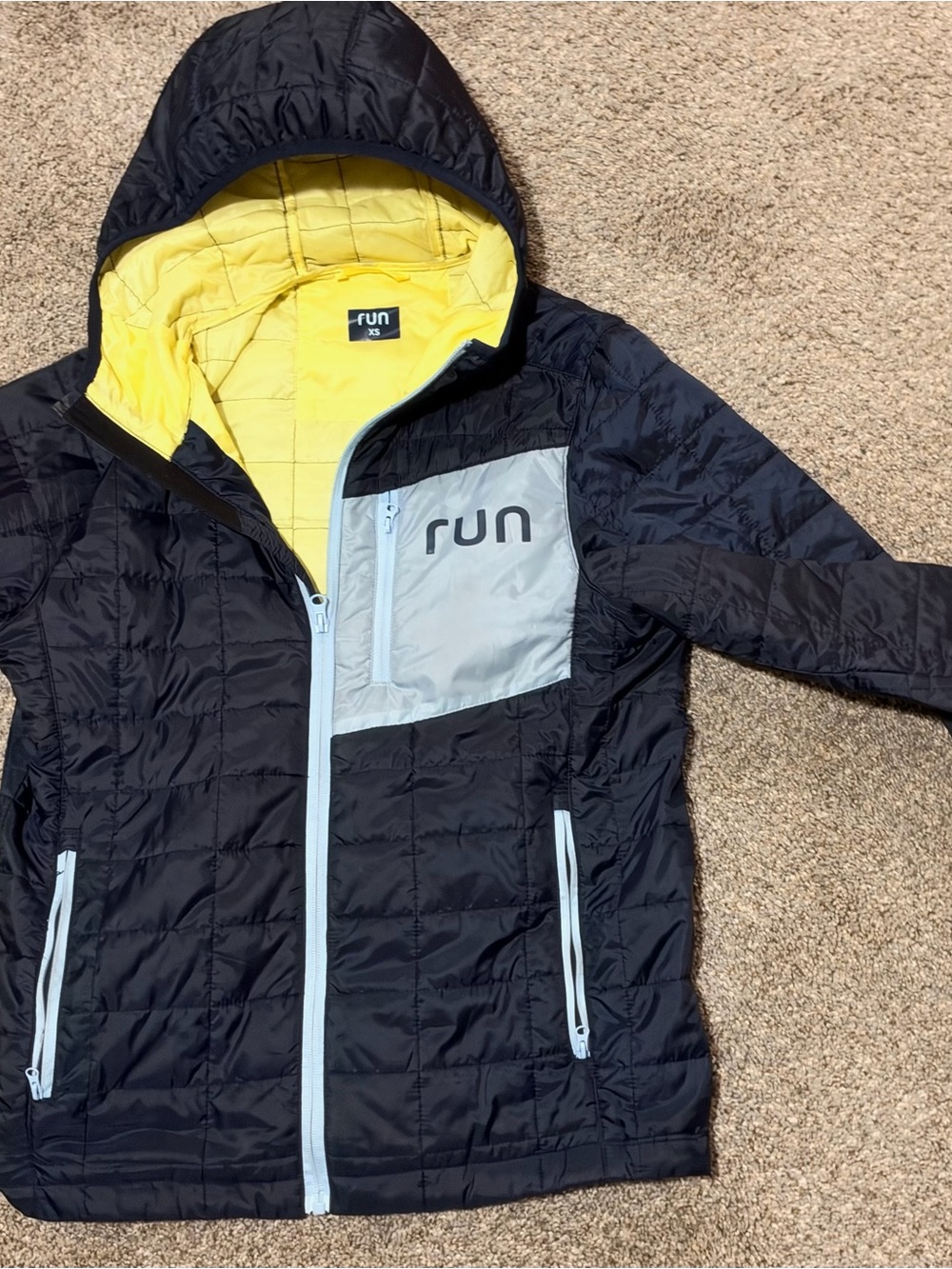 Run Hooded Puffer Jacket